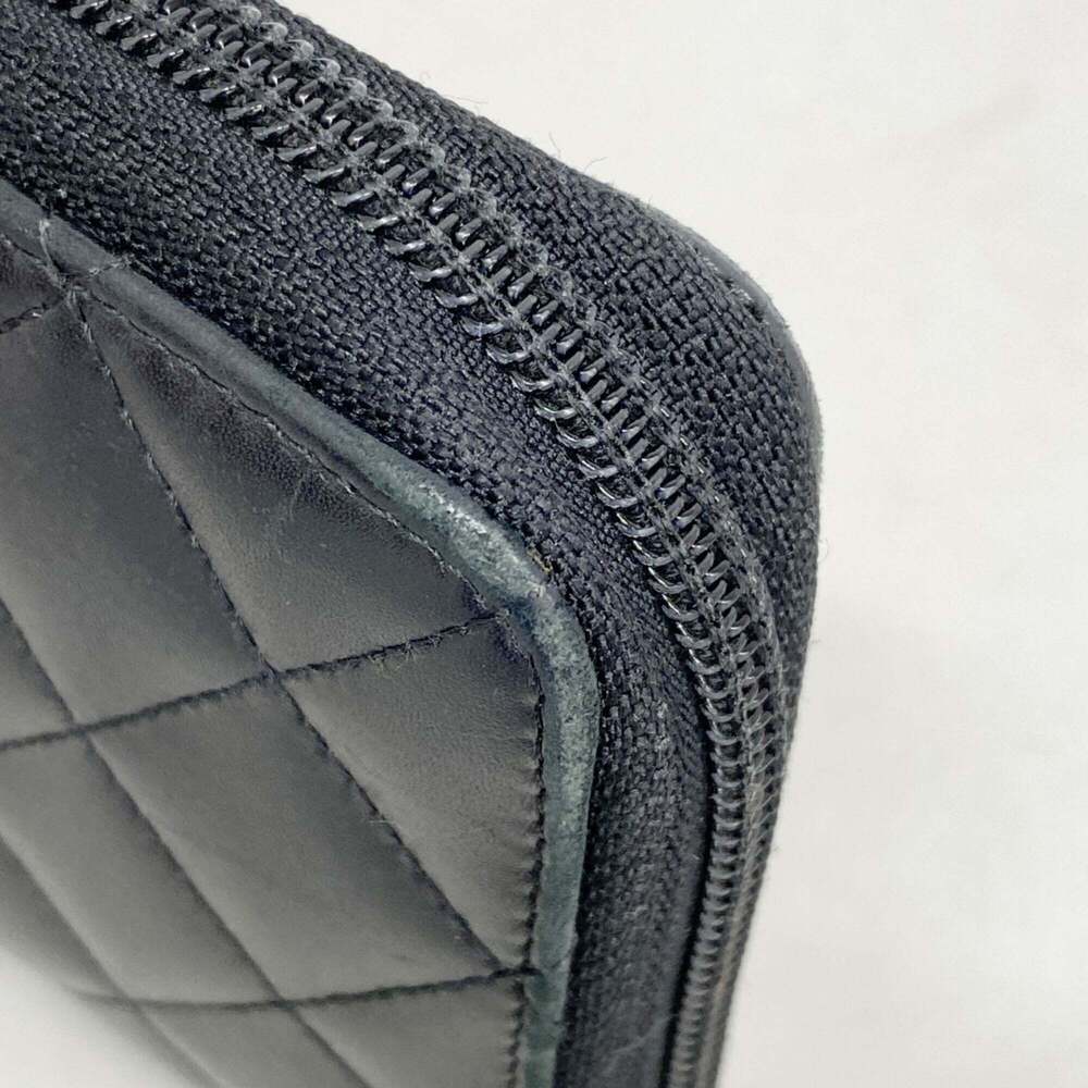 CHANEL Black Lambskin Leather Wallet - Picture 6 of 10